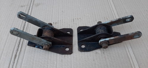 Coppia supporti balestre - supporti,