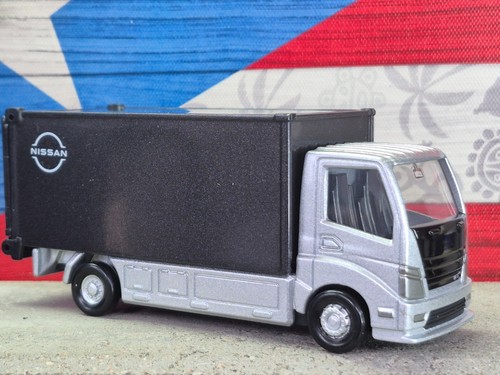 Tomica premium nissan - tomica,
