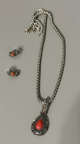 Set gioielli collana - , e