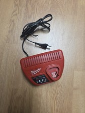 Carica batteria Milwaukee M 12