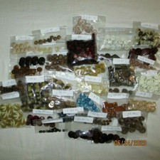 LOTTO DI 3.235 BOTTONI,BOUTONS,BOTTON,TASTEN,BOTONES,鈕扣 VINTAGE ANNI 60-70-80.