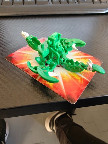 Bakugan phantom dharak - phantom,