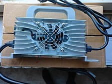 36V (40.8V) 25A CARICABATTERIA