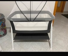 culla simile next to me e altalena elettronica