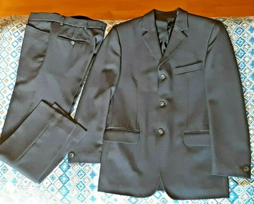 Completo uomo elegante