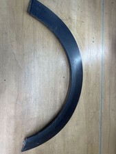 Modanatura sinistra passaruota