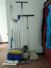 attrezzatura professionale per pulizie