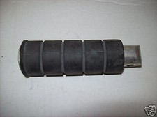 REPOSE-PIEDS ARRIÈRE DROIT POUR YAMAHA WILD STAR 1600 1999 (Z1408)