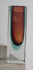 Vase fond bleu  en verre de