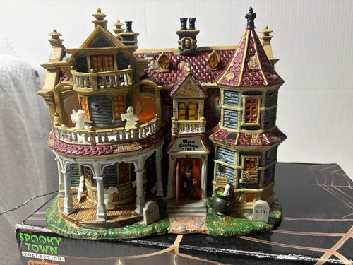 Lemax spooky town - spooky, black