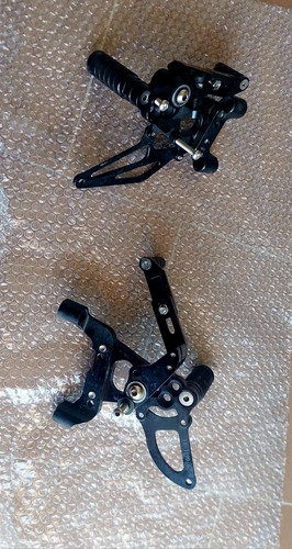 Pedane arretrate ducati - pedane,