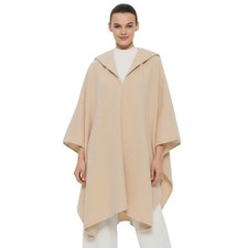 Poncho Zara con cappuccio da