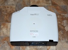 Epson Pro G7500U Projector WUXGA 4K Enhancement - 2405 Hrs - ELPLM08