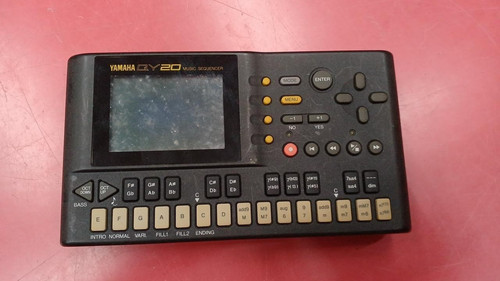Yamaha qy20 music sequencer - yamaha,