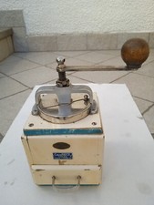 VECCHIO MACINA CAFFÈ IN LEGNO E METALLO CON CASSETTO TRE SPADE *CAUDANO*