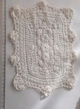 Centrino Uncinetto Fatto A