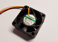 SUNON Ventola 40x40x20mm