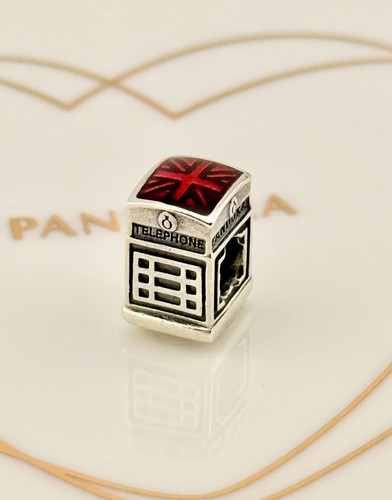 Charm cabina telefonica