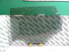 Vetro posteriore sinistro