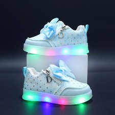 Sneakers con illuminazione a