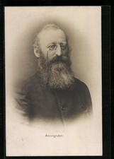 Gruppo di anche con ciuffo in