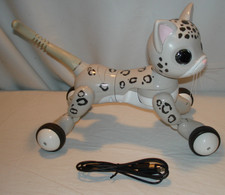 Spin Master Zoomer Kitty Zooey