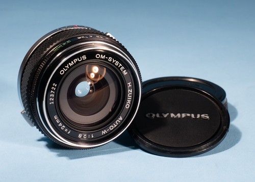 Olympus 24mm 8 h zuiko - f/2.8,