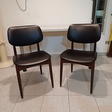 Sedie in legno vintage prodotte da Cassina