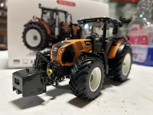 Modell claas arion - modell, 640