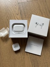 Apple AirPods Pro con Custodia