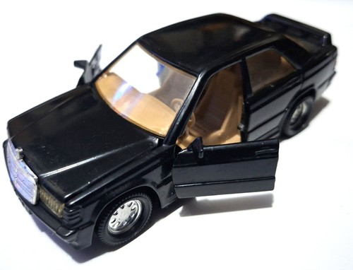 Modellino mercedes benz - benz, e
