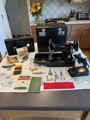 1935 singer featherweight - singer,