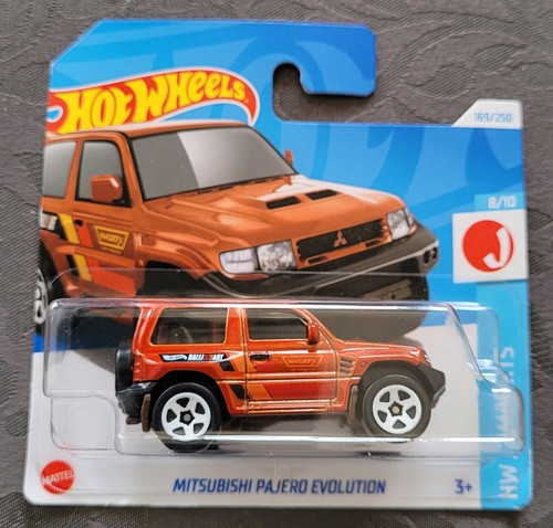 Hot wheels mitsubishi pajero - hot,