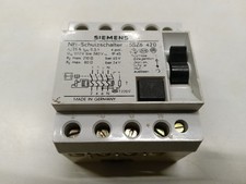 Siemens Interruttore Differenziale quadripolare 5SZ6-420 4X25A 0,3A PURO-(USATO)