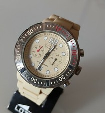 College by Mondia in ottime condizioni generali e perfettamente funzionante 