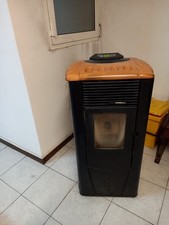 stufa a pellet usata DITTA RAVELLI -MODELLO MONICA