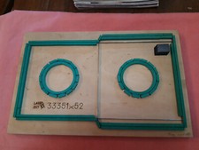 FUSTELLA  PER   COPERTINE DI DISCHI 45 GIRI .  per  collezionisti e rivenditori 