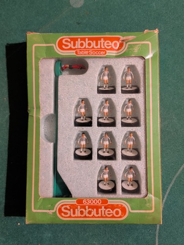 Subbuteo team ref 246 - team, ref.