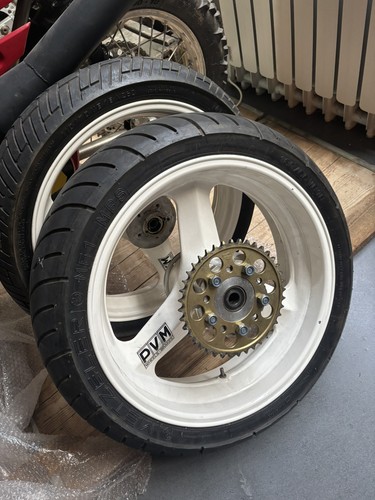 Paire roue pvm - paire,