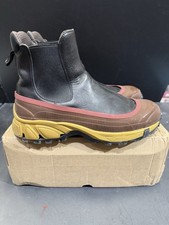 BURBERRY Arthur Chelsea Boots