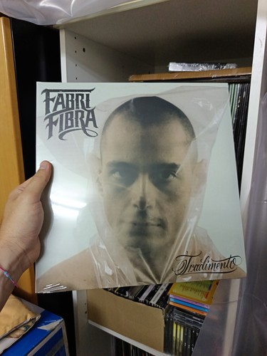 Tradimento fabri fibra - -,