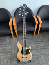 Yamaha BB235 basso elettrico 5
