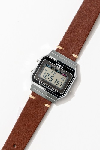 Orologio digitale sottile