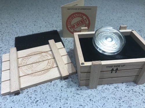 2017 niue ufo - $2, 70°