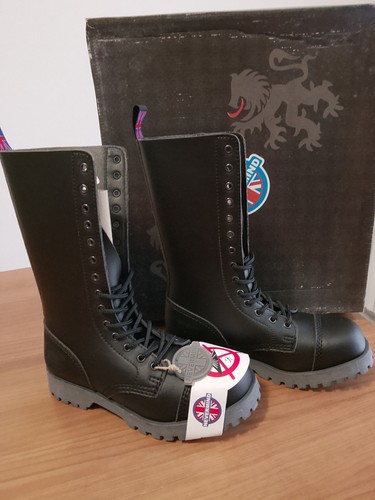 Anfibi boots nevermind - anfibi, never