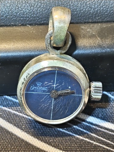 Vecchio orologio ciondolo - vecchio, a