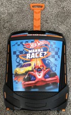 Hot Wheels 100-Car Rolling