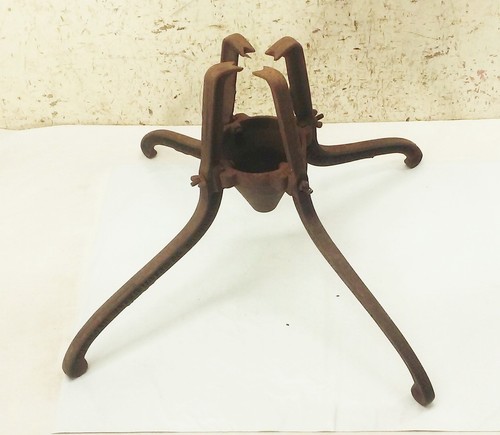 Antico supporto albero - , di
