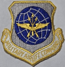 USAF AIR FORCE Military Airlift Command (MAC) Patch COLORE VINTAGE VOLO 3" 
