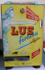 DISTRIBUTORE DI PENNE MARCA